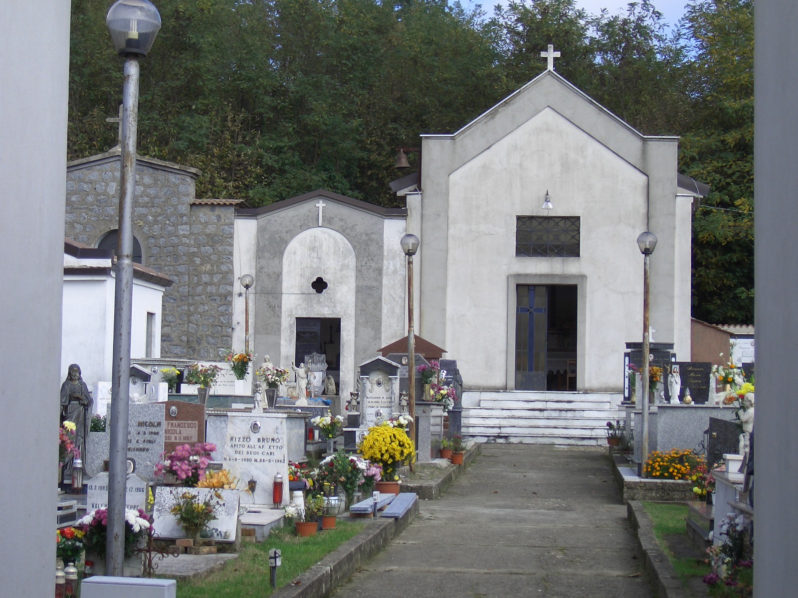 foto n.4 cimitero Brognaturo
 (VV) 