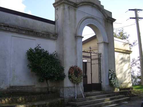 foto n.4 cimitero Mongiana
 (VV) 