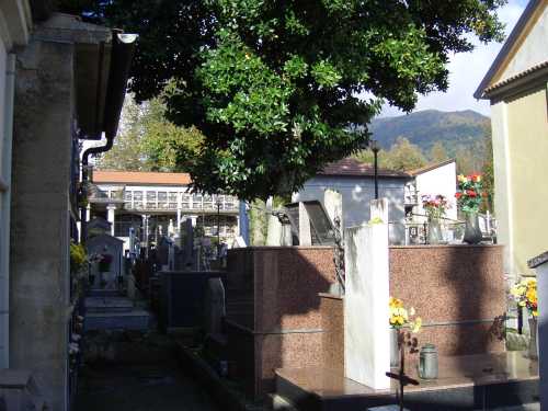 foto n.5 cimitero Mongiana
 (VV) 