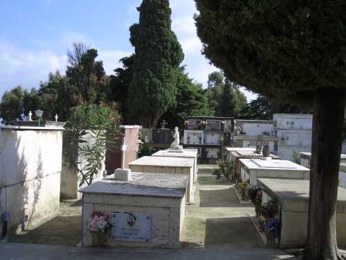 foto n.5 cimitero Satriano
 (CZ) 