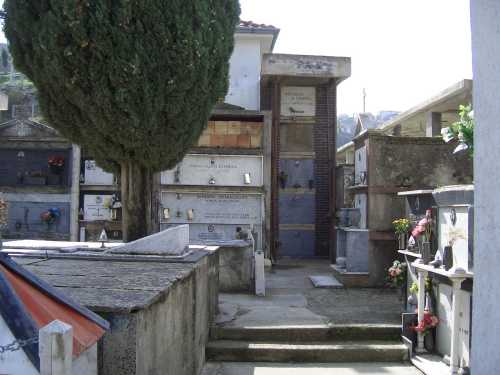 foto n.6 cimitero Satriano
 (CZ) 