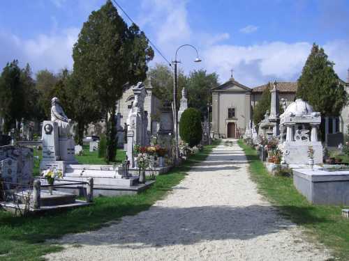 foto n.20 cimitero Serra San Bruno
 (VV) 
