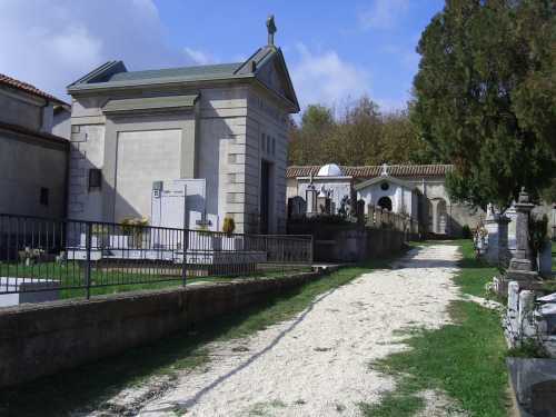 foto n.22 cimitero Serra San Bruno
 (VV) 
