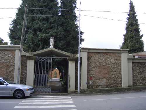 foto n.4 cimitero Torre di Ruggiero
 (CZ) 