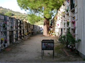 foto n.9 cimitero Badolato
 (CZ) 