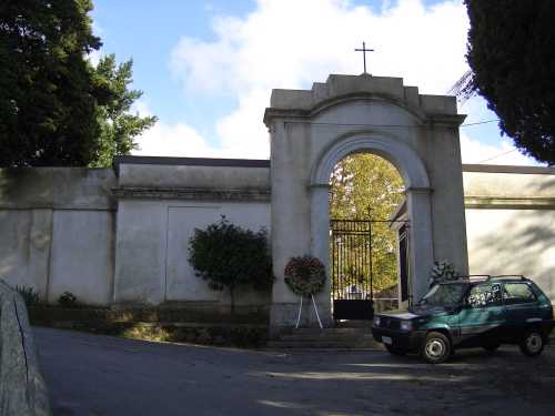 foto n.3 cimitero Mongiana
 (VV) 