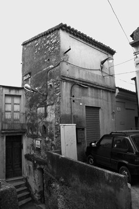 ANCORA UNA SCUOLA - REDAZIONE